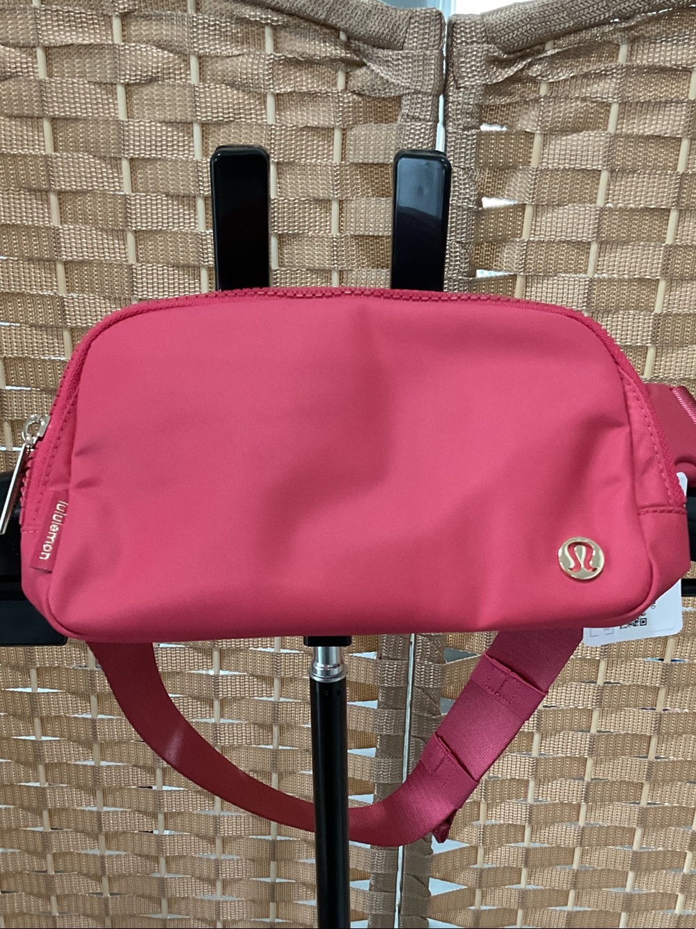 lululemon athletica Vintage Rose Everywhere Belt Bag 1L